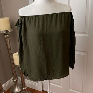 Oliver off the shoulder top